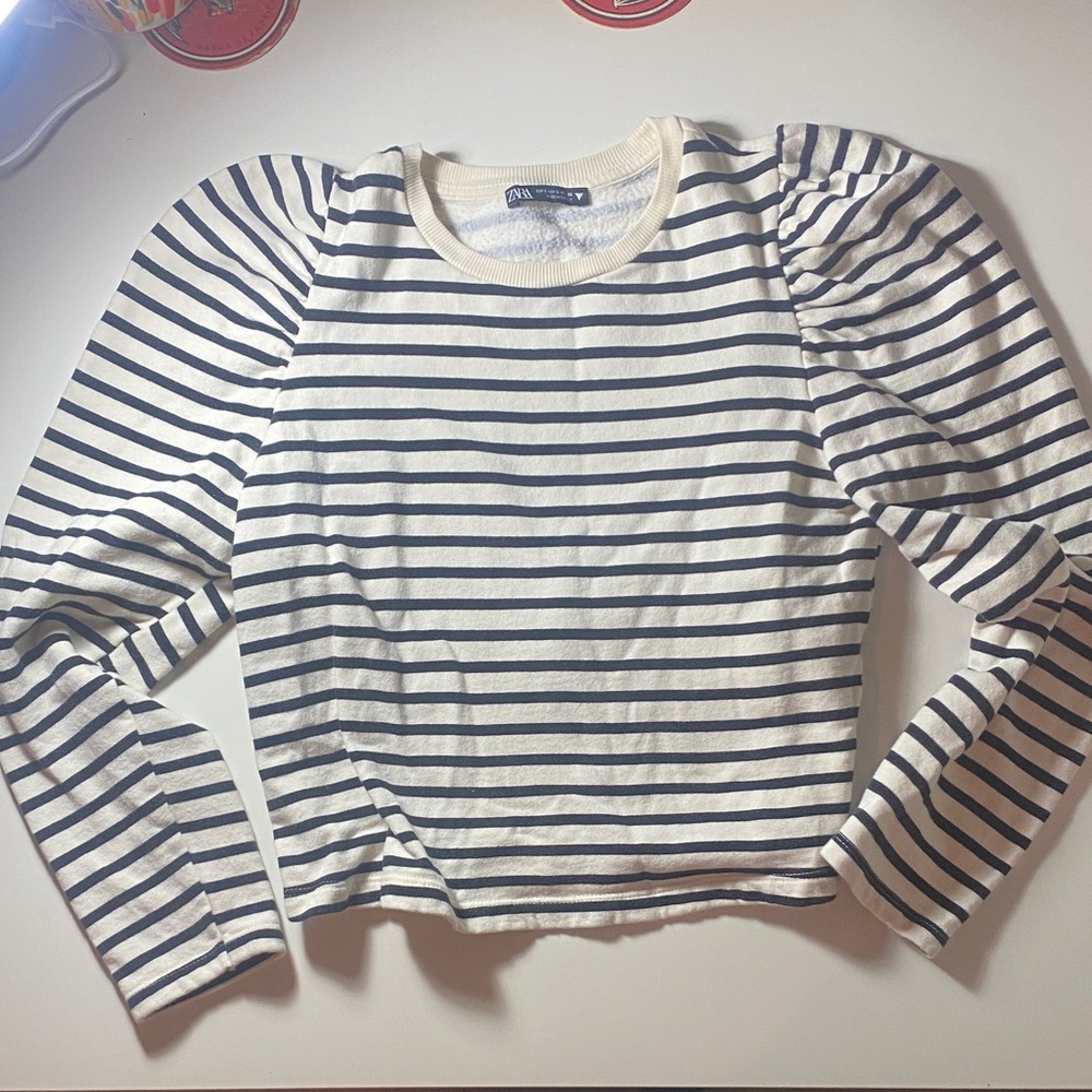 Zara Cream and Gray Striped Sweater
